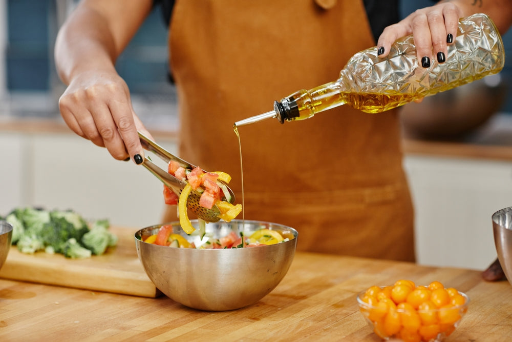 Finishing vs Cooking Olive Oil: What’s the Difference?